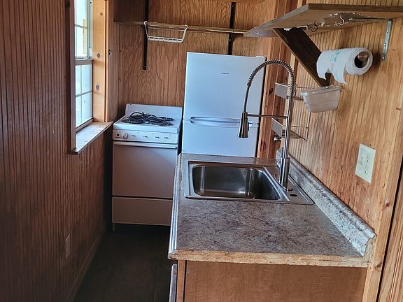 3rd image of 247 W County Road 2481