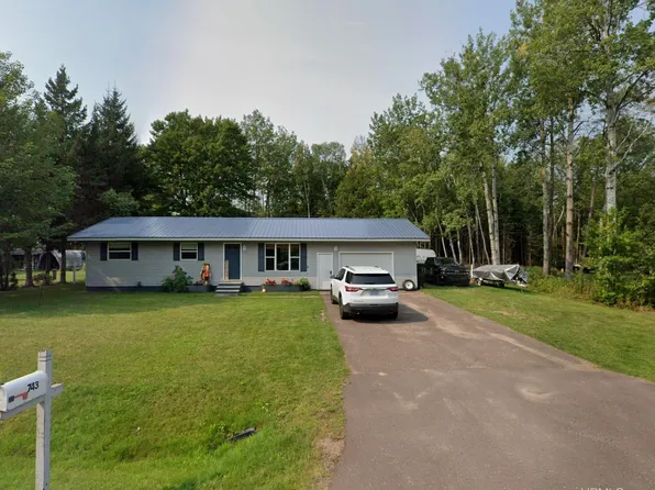743 Pebble Beach Dr, Ontonagon, MI 49953