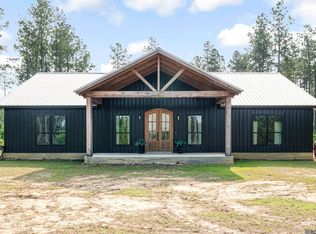 845 McLin Rd, Pine Grove, LA 70453