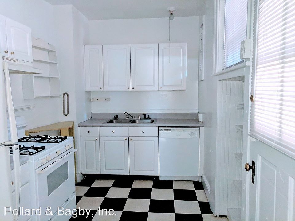 1st image of 3012 Monument Ave APT 02