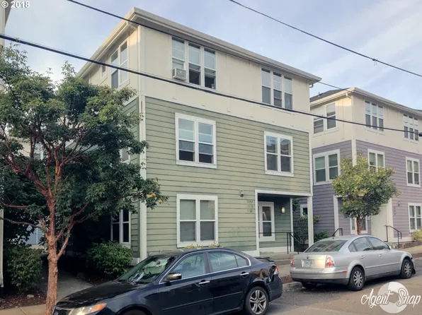 11919 SE Ash St #14, Portland, OR 97216