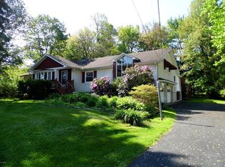 Laurel Rd, Moscow, PA 18444