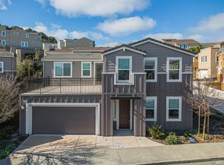 585 Sapphire St, Petaluma, CA
