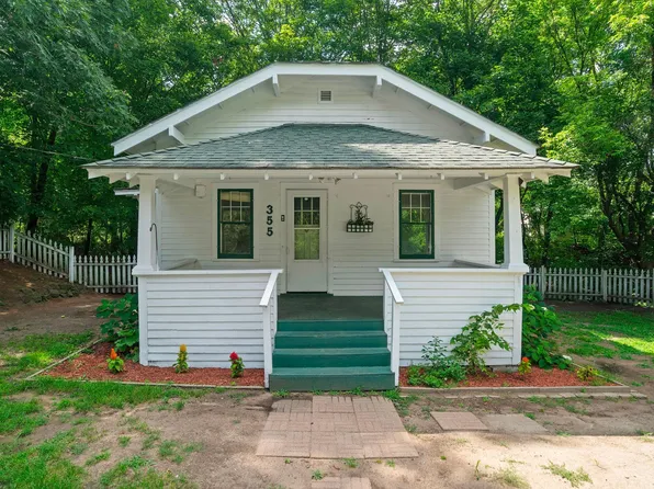 355 West St, Taylors Falls, MN 55084