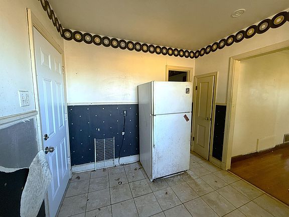 5th image of 1229 Marlin Rd