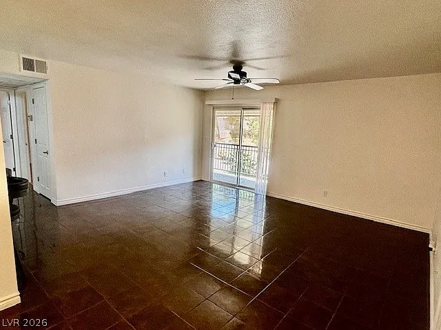 5044 River Glen Dr #148 — Photo 17
