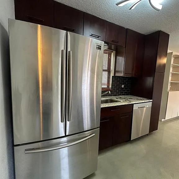 1508 Mona Ave — Photo 5