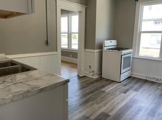 322 Broad St, Oshkosh, WI 54901