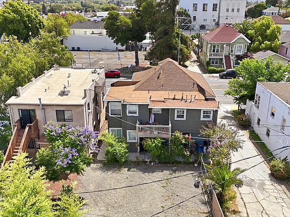 4th image of 1313 Sacramento St
