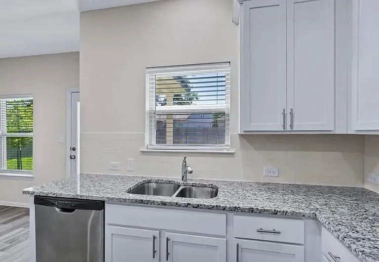 252 Falling Star Ln — Photo 7