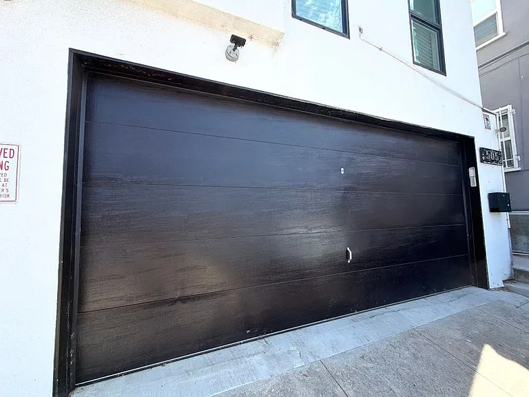 Serrano Place — Photo 27