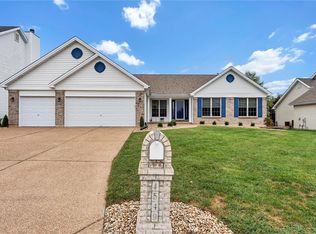 1549 River Birch Ct, Saint Peters, MO 63376
