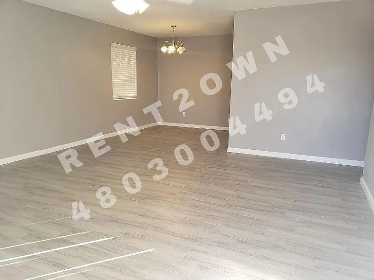 3324 W Krall St — Photo 6