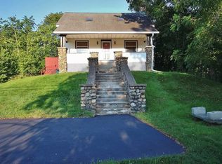 16 Red Schoolhouse Rd, Fishkill, NY 12524