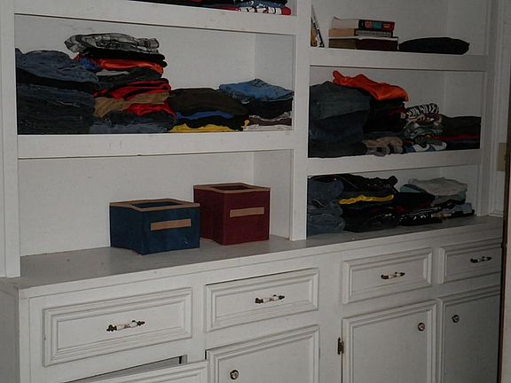 Built in storage in Master