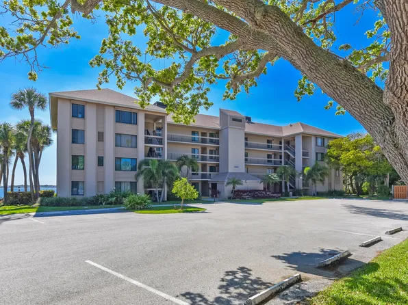 4440 NE Sandpebble Trce APT 104, Stuart, FL 34996