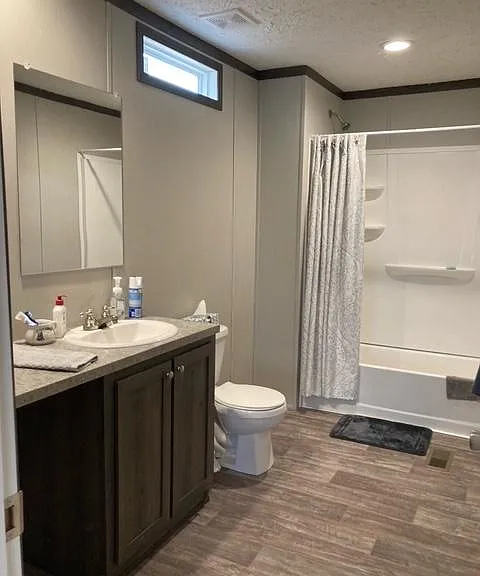 Main On suite