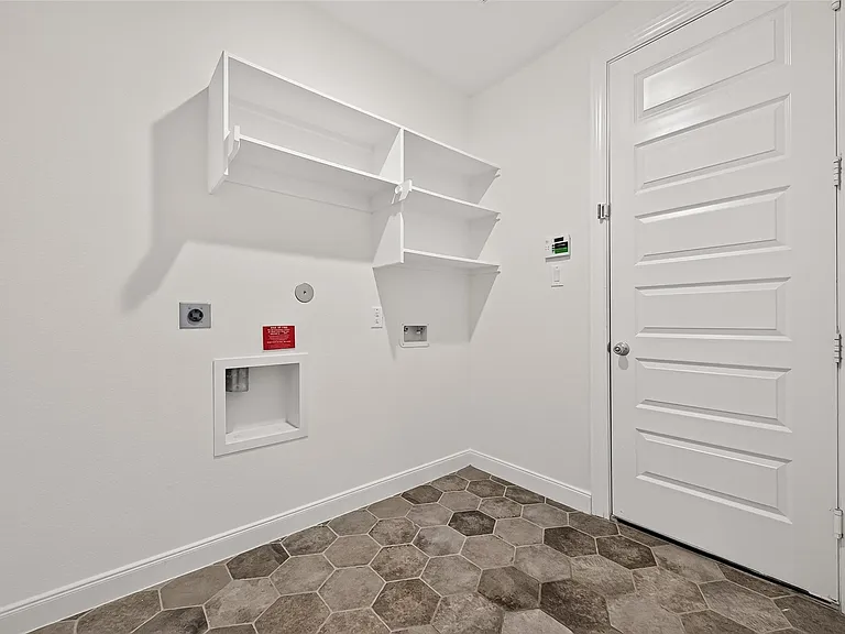 11611 Arbirlot Dr — Photo 24