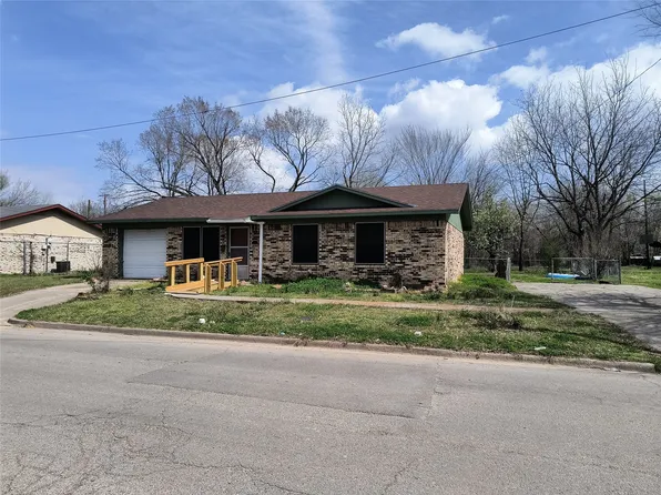 504 Carter St, Sulphur Springs, TX 75482