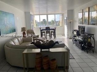 5005 Collins Ave APT 305, Miami Beach, FL 33140