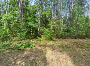 870 Hawthorne Dr, Vass, NC 28394