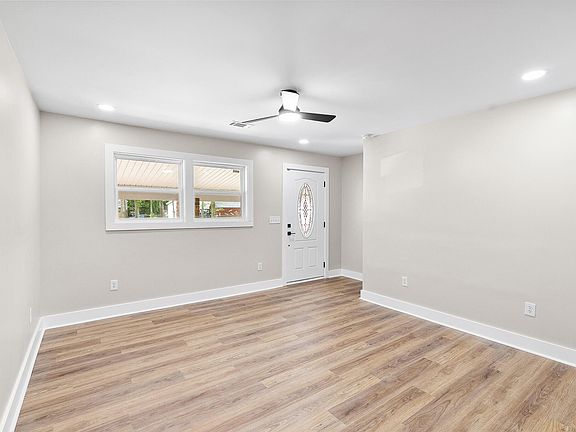 3rd image of 838 Ranch Hill Ln