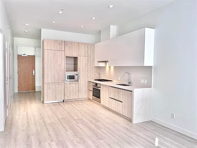 2 bed, 806 sqft, $3,000 — Photo 4