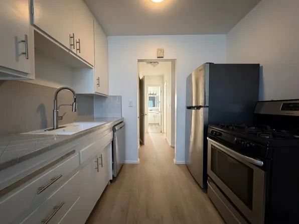 4307 Cedros Ave #4311-2, Sherman Oaks, CA 91403