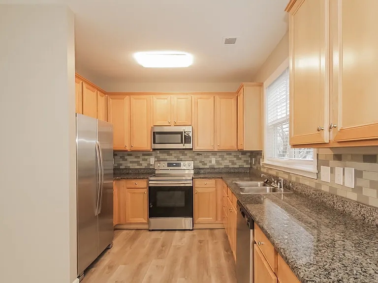 7550 Coastal Way — Photo 10