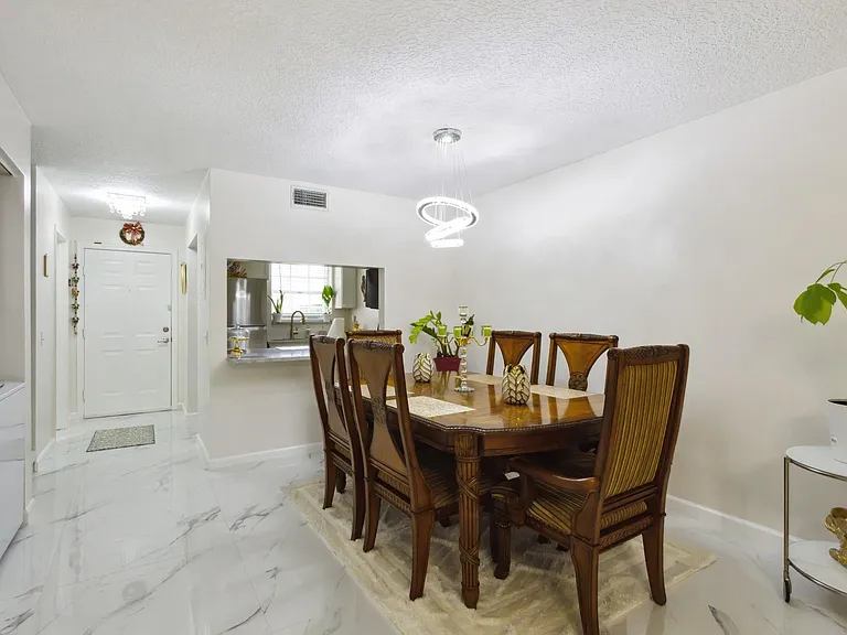 368 Waterside Dr — Photo 13