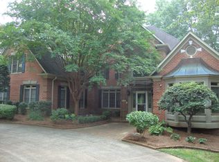 5040 Marble Arch Rd, Winston Salem, NC 27104