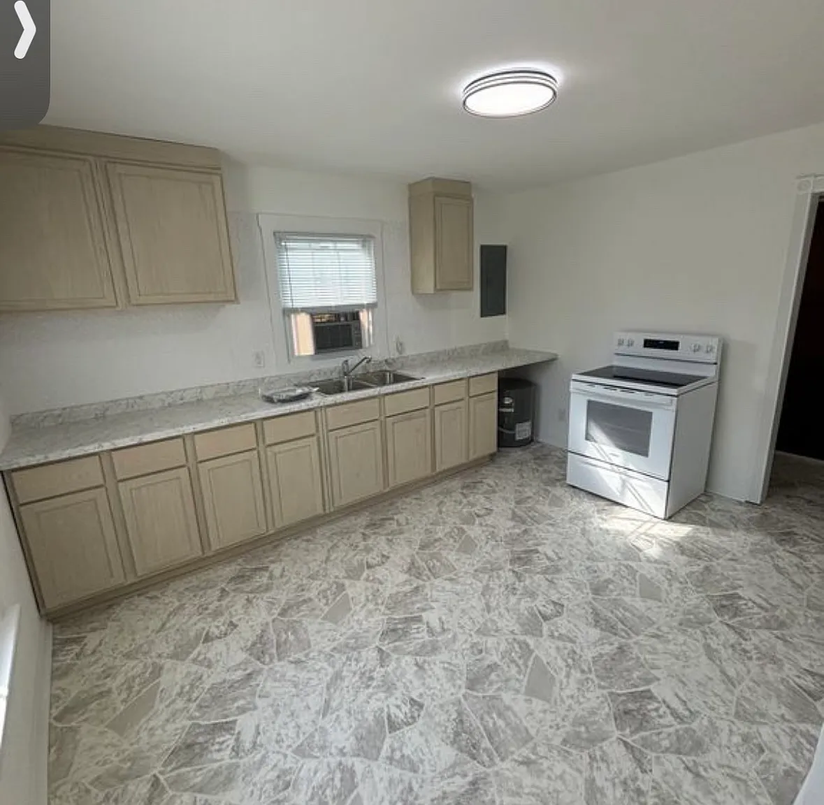 1 bed, 656 sqft, $900 — Photo 4