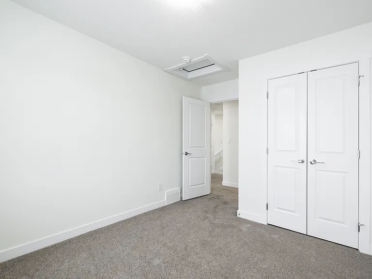 9823 107th St #9823-9815-9811 — Photo 31