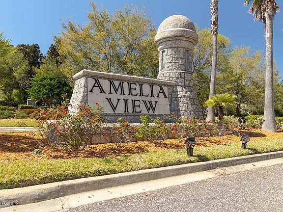 2nd image of 2925 Amelia Bluff Dr
