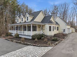 14 Salisbury St, Grafton, MA 01519