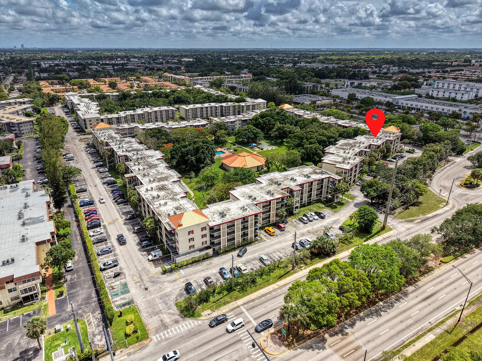 Cypress Chase Condominium Association "C" — Photo 1