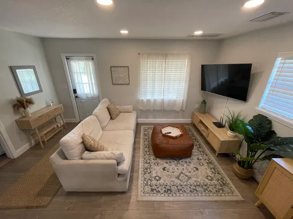2424 2nd Ave N, Saint Petersburg, FL 33713