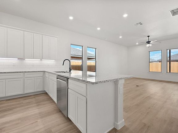 4th image of 2314 Abbeville Ave