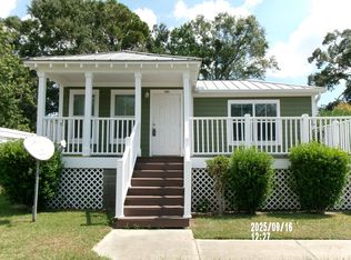 1002 13th St, Pascagoula, MS 39567
