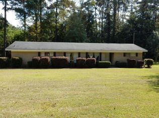 564 Ora Williamsburg Rd, Collins, MS 39428