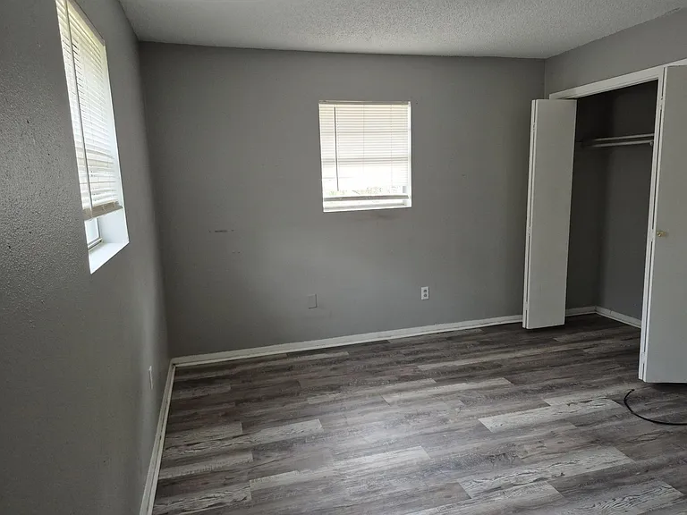 818 W 28th Ave #B22 — Photo 7