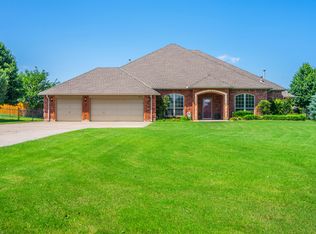 4115 Michael Rd, Edmond, OK 73025