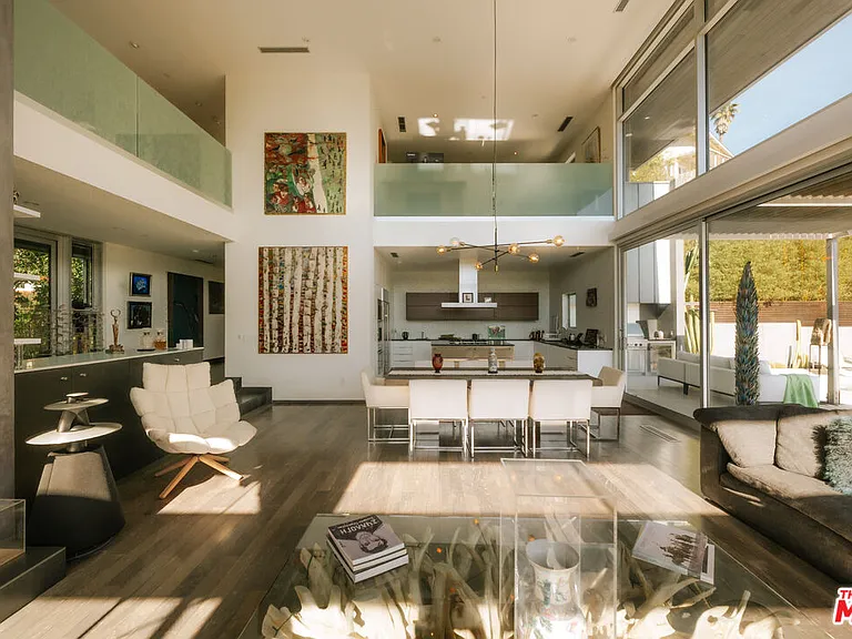 2651 Nichols Canyon Rd — Photo 13