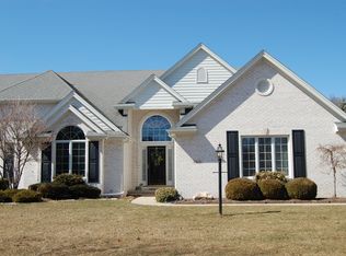 8950 Whispering Pine Curv, Sylvania, OH