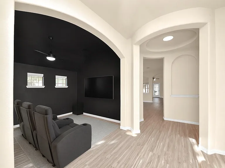 7503 Amber Village Cir — Photo 6