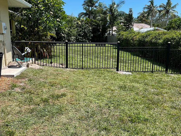 5232 Raintree Ln — Photo 32