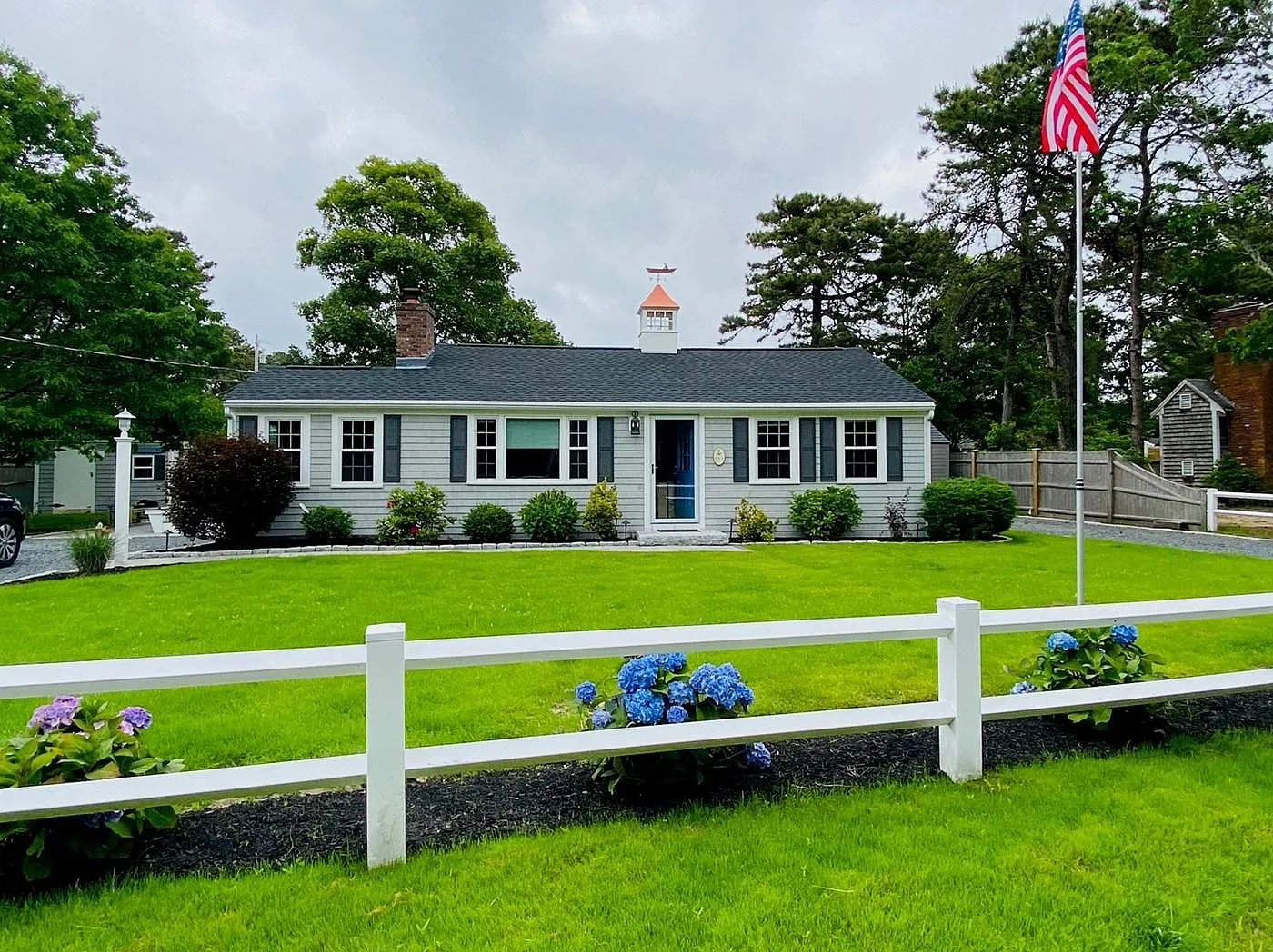 153 Breezy Point Rd — Photo 1