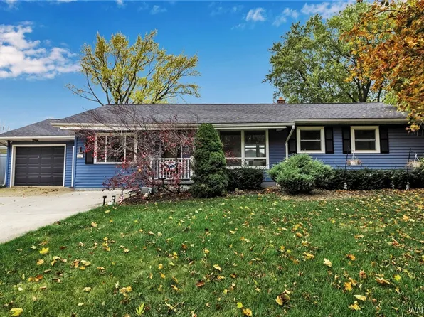 7392 Saint Joseph Rd, Niagara Falls, NY 14304