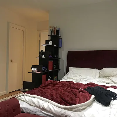 Rented by Urban Real Estate Property Group Inc | media 29