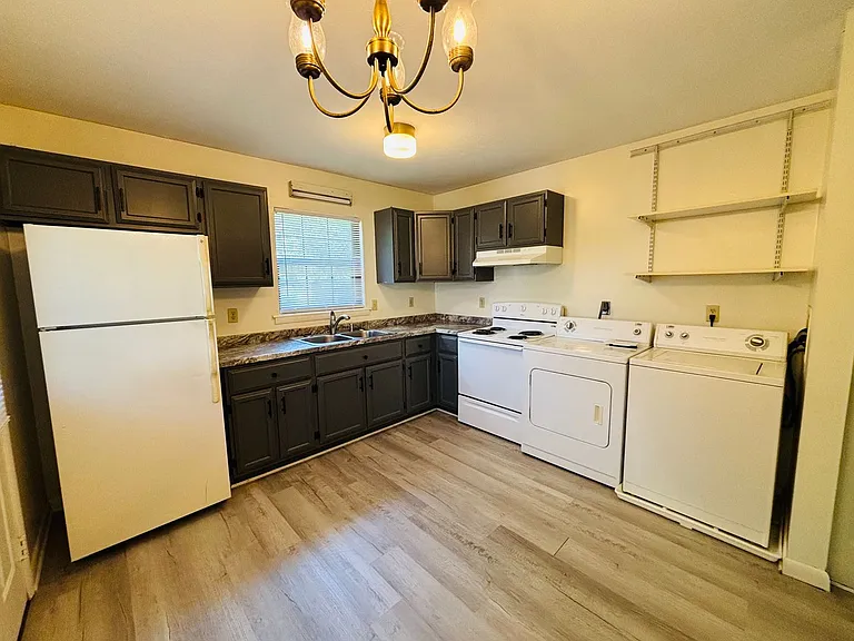 145A Thelma Ln — Photo 5